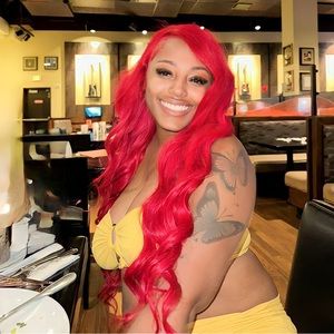 Meet your Posher, Rayana